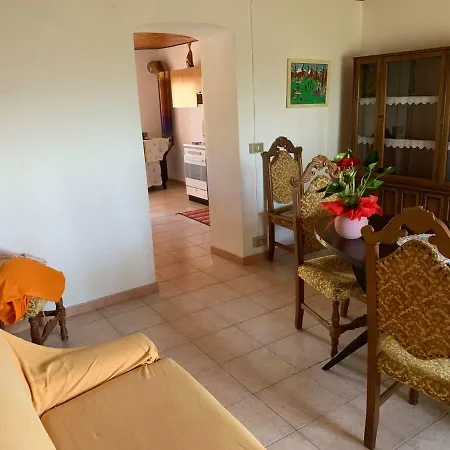 Semesterbostad Casa Di Nonno Giovanni Tripi